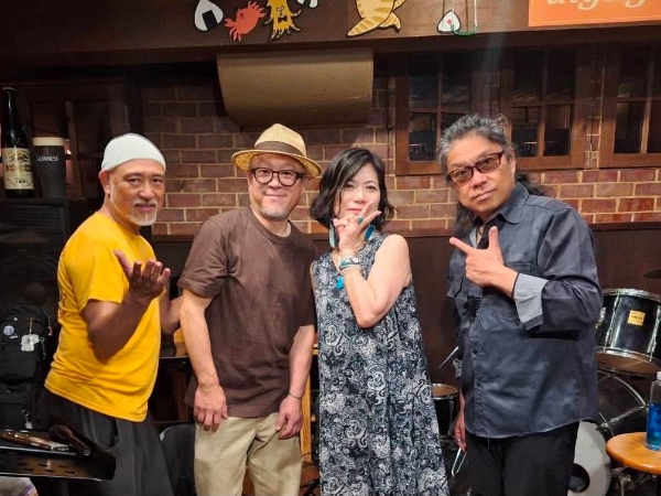 写真：YGRT (ブルース発酵楽団よーぐると）